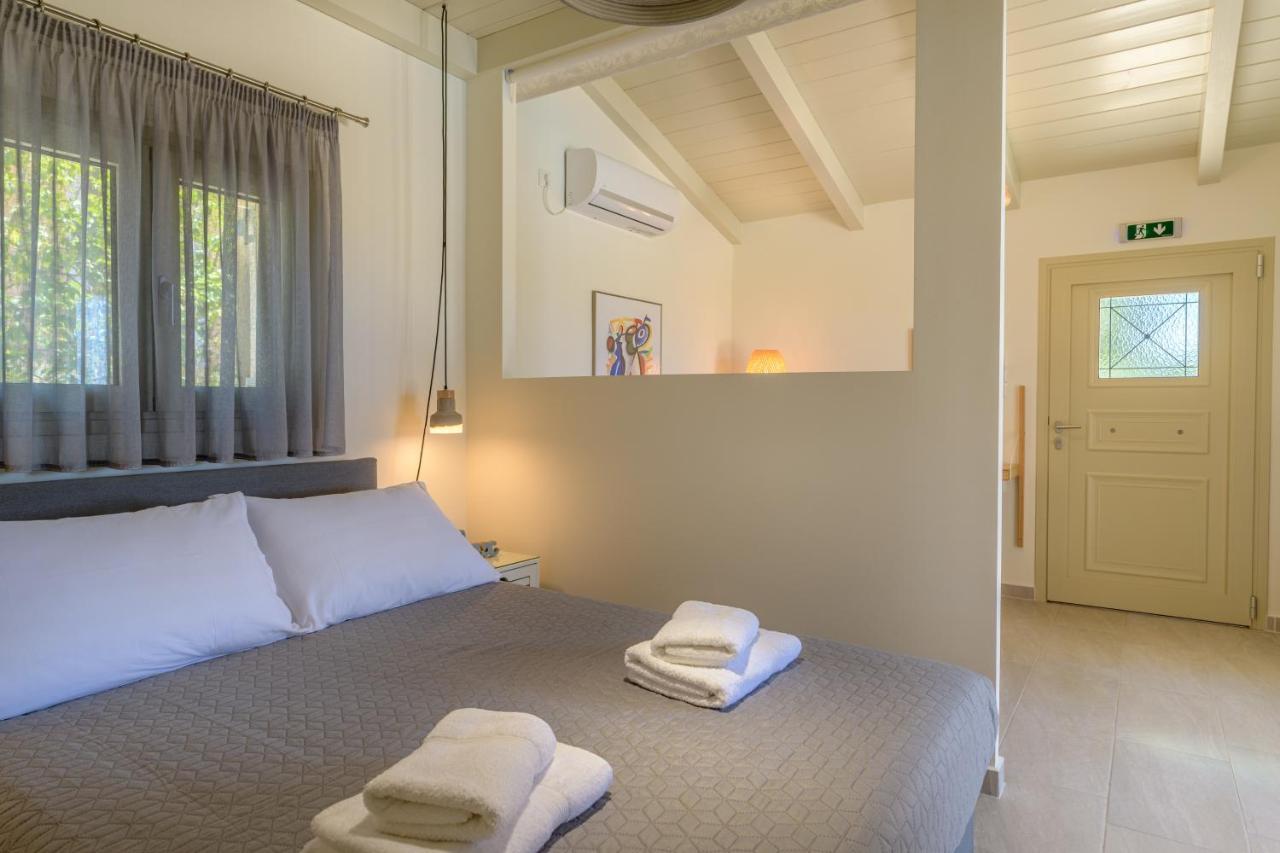 Ponderosa Villa Lixouri